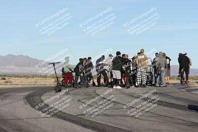 media/Jan-15-2026-Racers Edge (Thu) [[dfebeb70ab]]/1-Around the Pits-Track Walk/